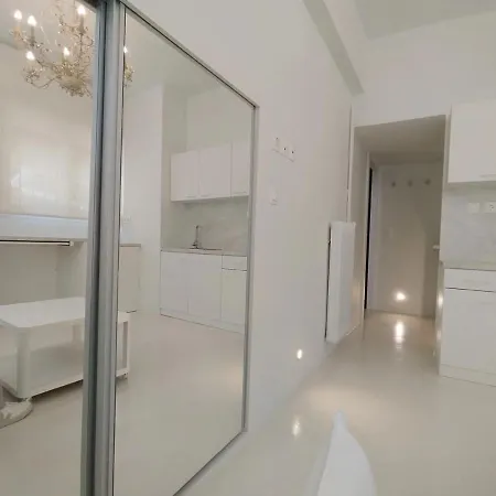 Amg Stylish Small Apartment In Pagkrati Close To Metro-3